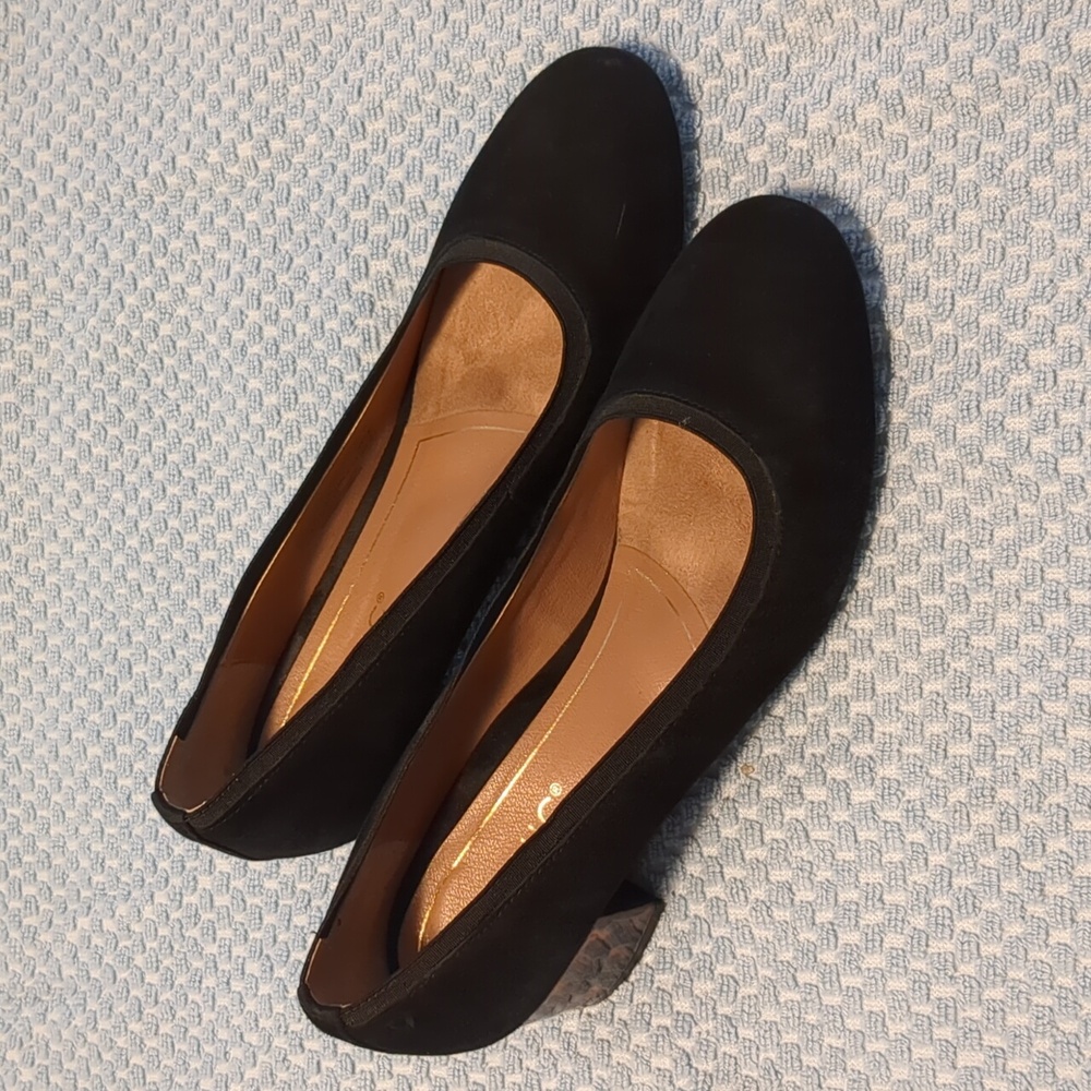 Vionic Natalie Black Tortoise Heel Pumps